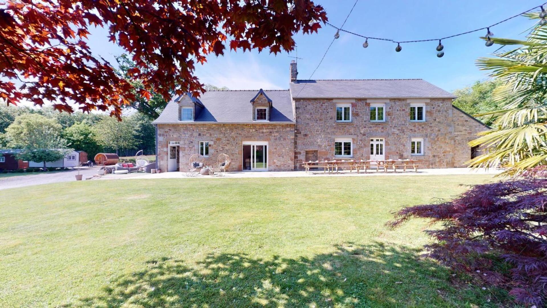 Cornillieres Maisonnettes 35 Pers Jacuzzi, Jeux Tessy-sur-Vire Exterior foto